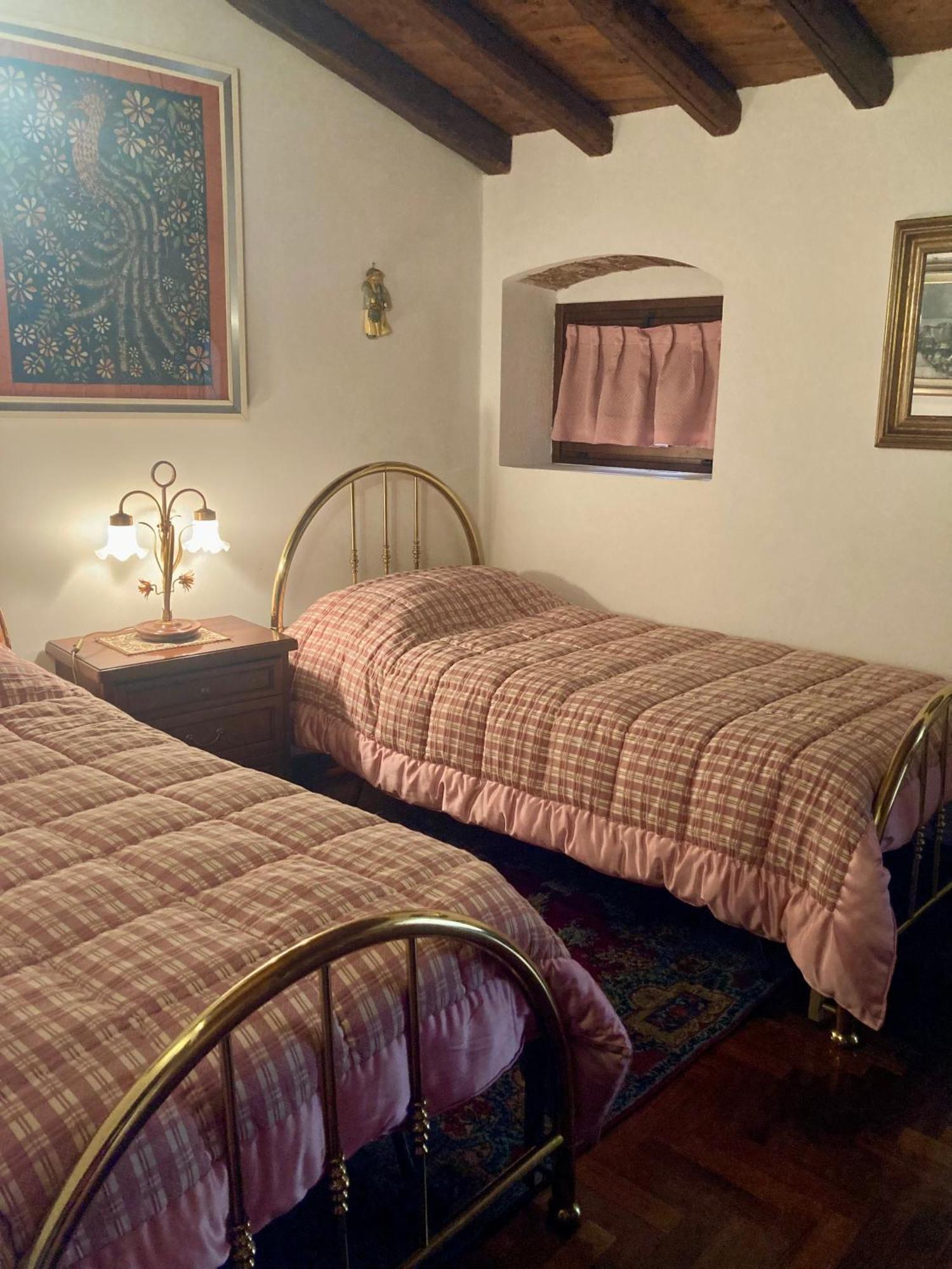Torre De Salis Bed & Breakfast Gussago Bagian luar foto