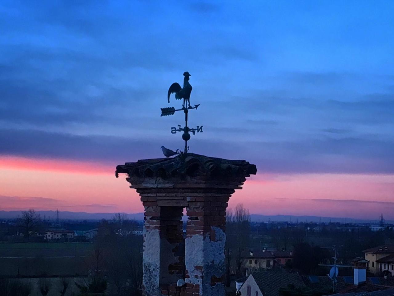 Torre De Salis Bed & Breakfast Gussago Bagian luar foto
